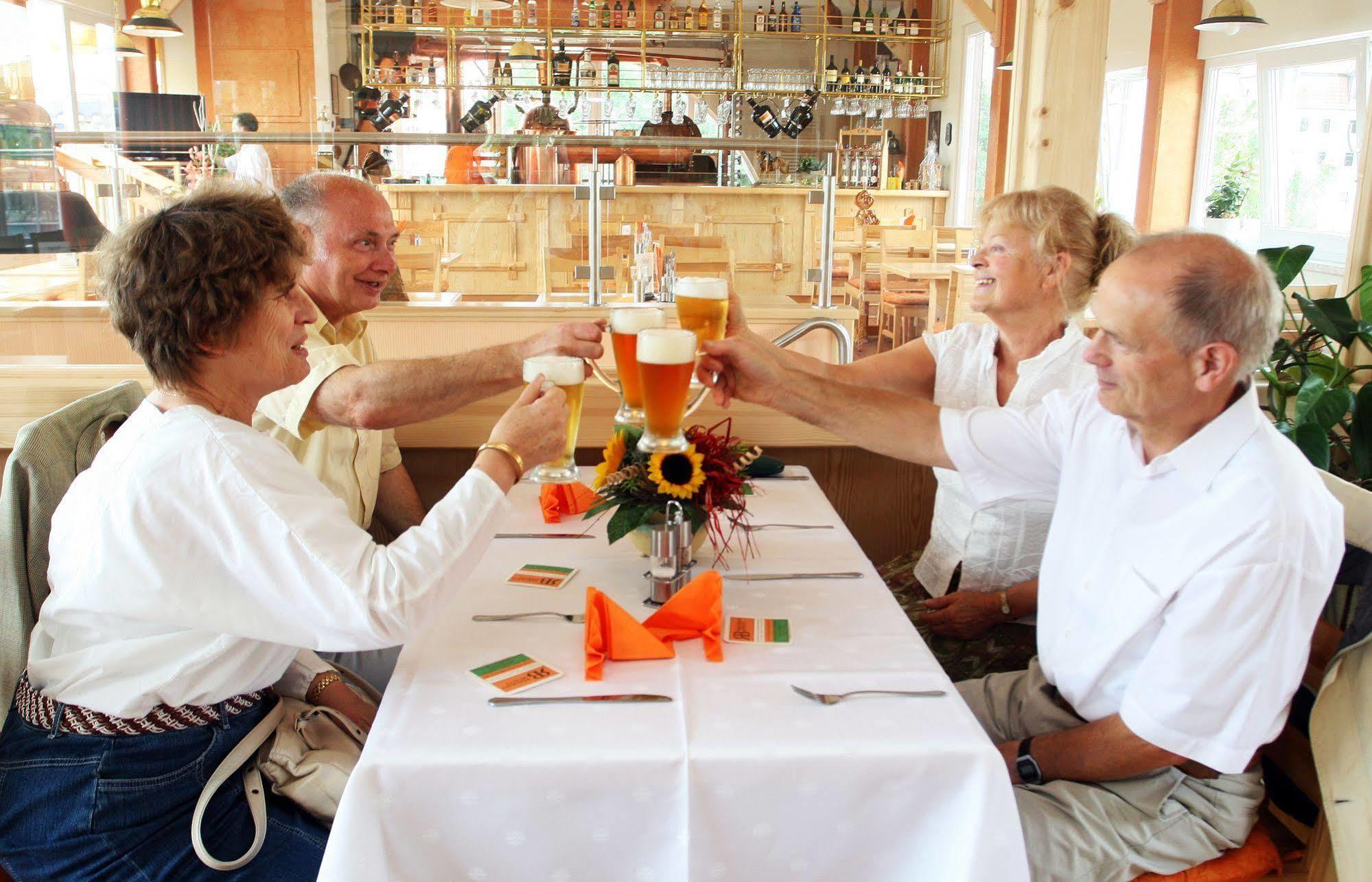 Hotel Am Brauhaus Waren  Luaran gambar